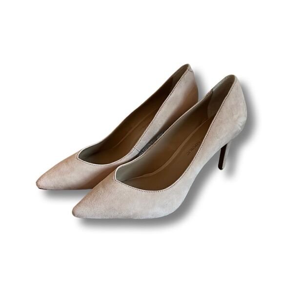 Banana Republic Heels  - Picture 2 of 12